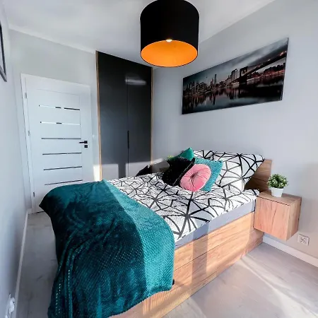 12 Floor Mogilska Tower Cracovia