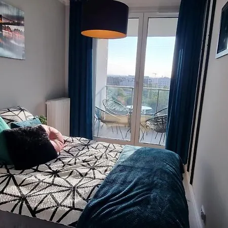 12 Floor Mogilska Tower